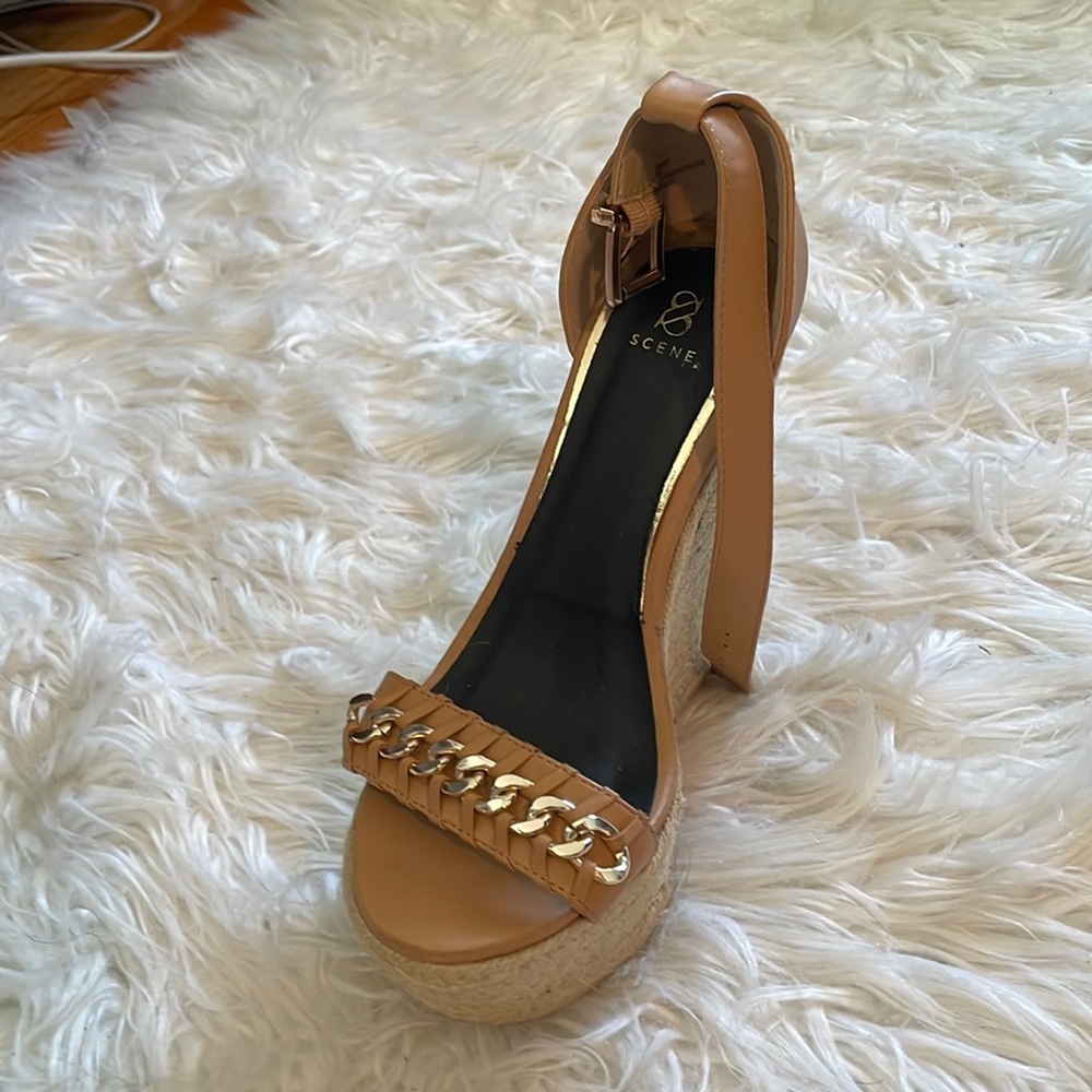 Summery wedges